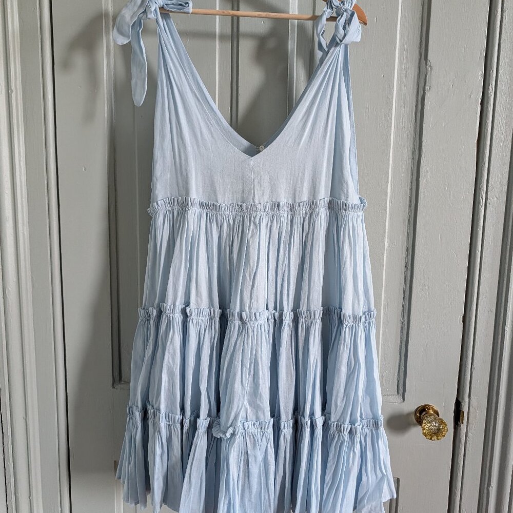 NWT Innika Choo Che Pas Big Frill in Dusk, Medium Large